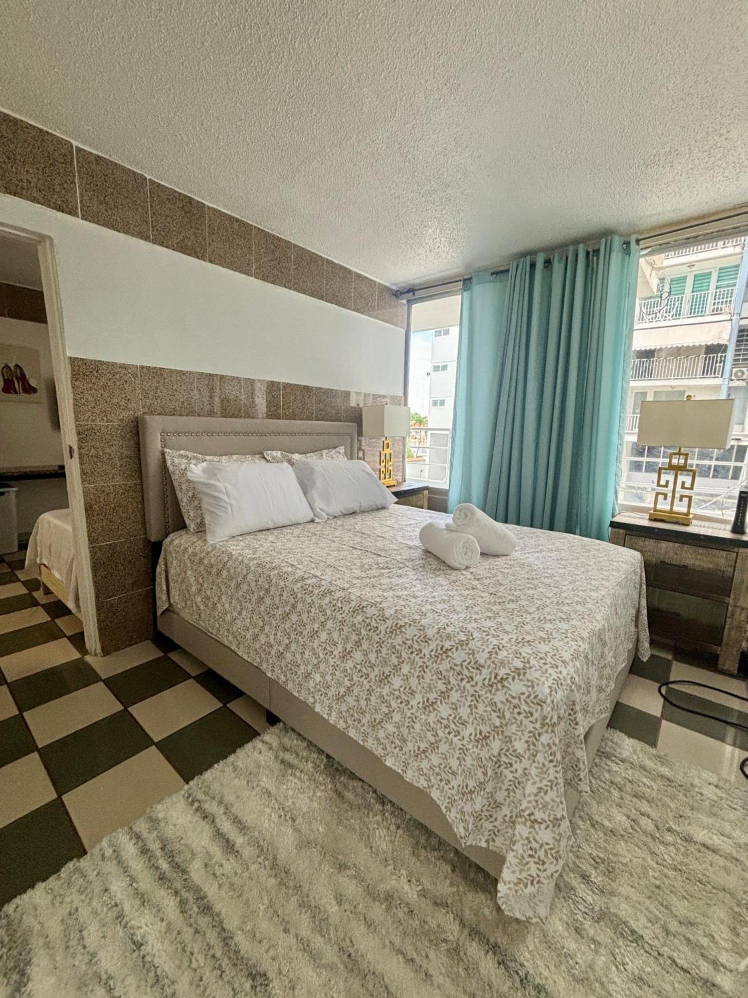 Isla Modern With Pool Apartamento